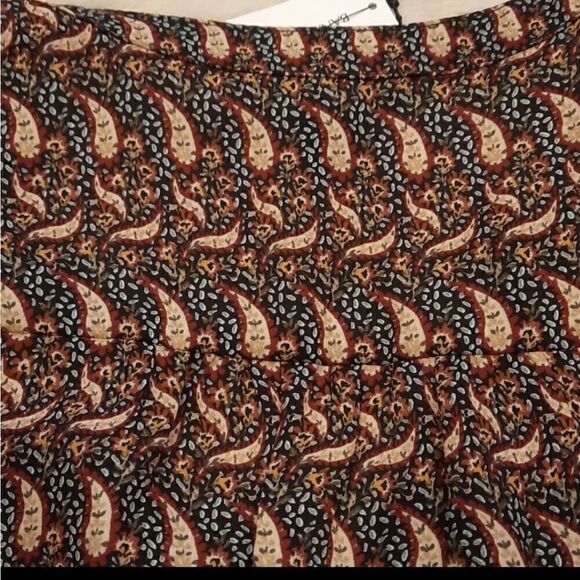 NWT Banana Republic Silky Paisley Flowy Blouse - Picture 2 of 14